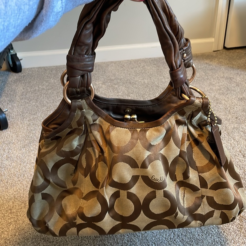 Coach Bag - Picture 3 of 6